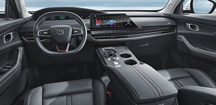 Split LED Headlights Trident daytime running lights + Starship headlights 21-inch Sports Wheels 21-inch wheel with the new MC6 tire from Continental